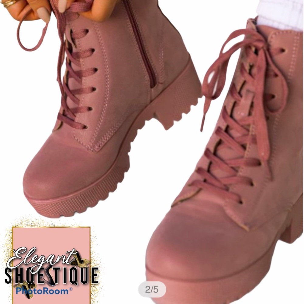 Blush boots - Picture 1 of 2